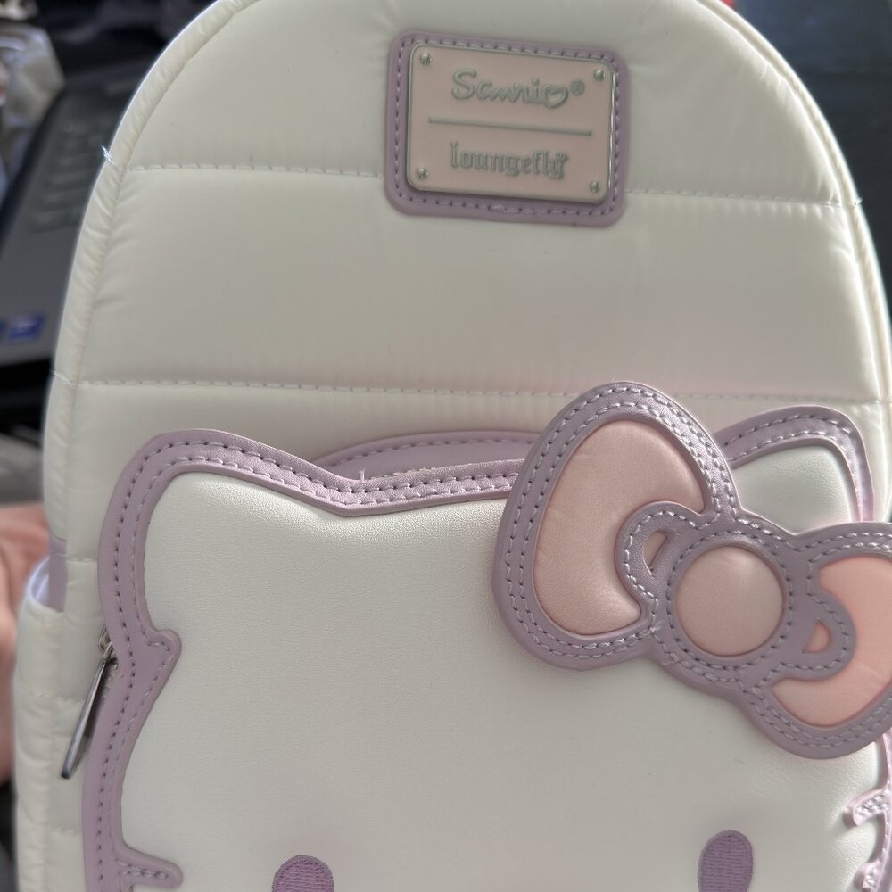 Sanrio Exclusive Hello Kitty Quilted Texture Puffy Hard Tag Loungefly Backpack